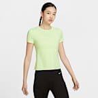 【NIKE】◆大人気◆ESSENTIAL SHORT SLEEVE TOP◆【送料無料】 Nike Form Women's Short-Sleeve Top. Nike JP